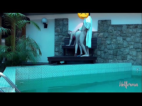 ❤️ Boss invita a cameriera à a piscina, ma ùn pudia resiste à un caldu ☑ Porno à porn co.vegasservice.ru