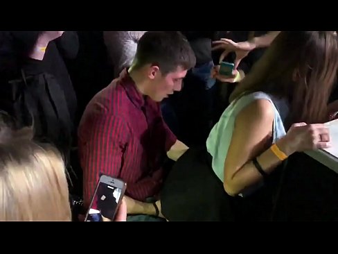 ❤️ Sessu reale in una discoteca russa. Una ragazza russa di 18 anni in l'anu è a vagina scopata in una discoteca ☑ Porno à porn co.vegasservice.ru
